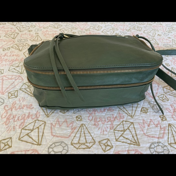 Steve Madden Olive Green Adjustable Purse - Picture 7 of 11